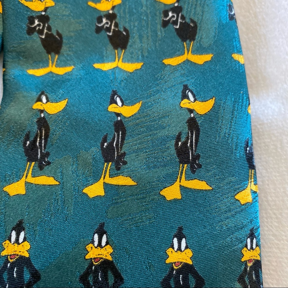 Loonie Tunes Daffy Duck Vintage Men’s Dress Tie Made In The Uk Warner Brothers View 3